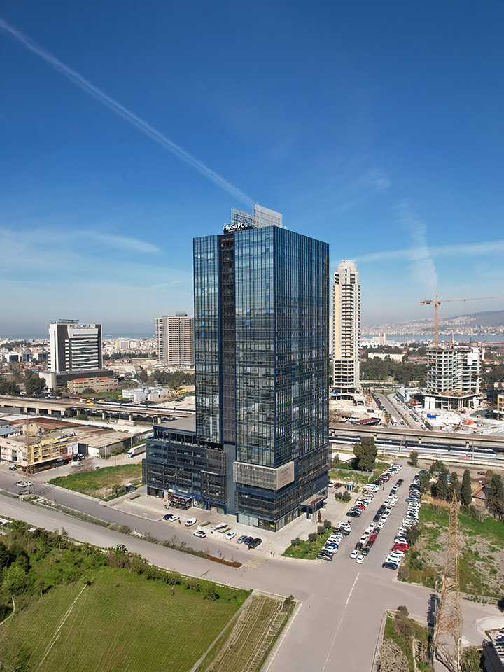 Megapol İzmir